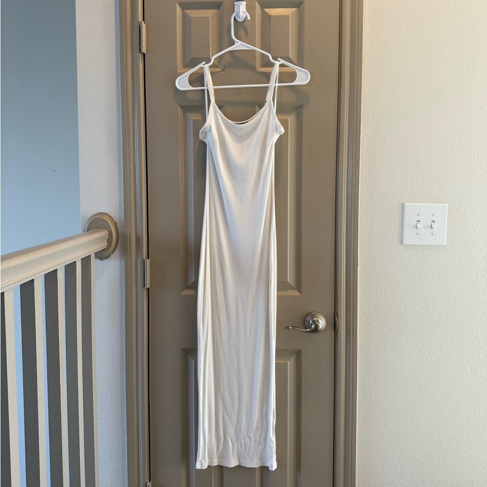 Jluxlabel White bodycon dress white in size medium